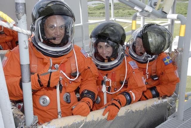 NASA image: KSC-2009-4547