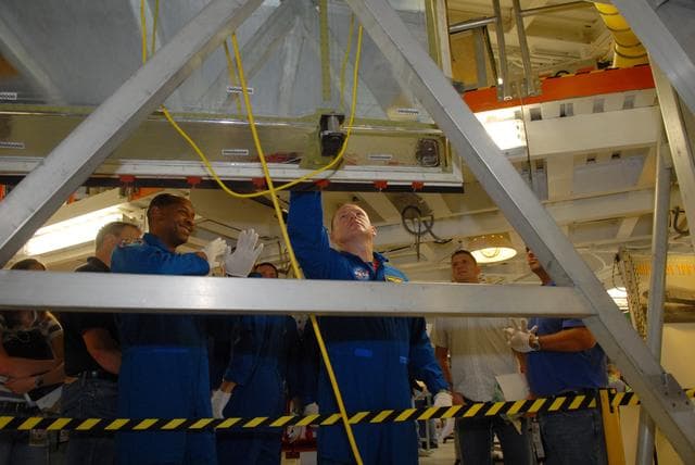 NASA image: KSC-2009-5111