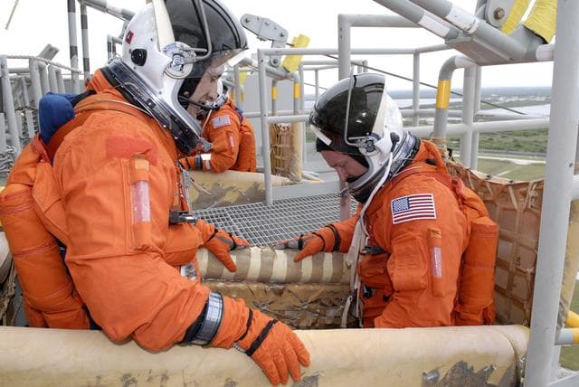 NASA image: KSC-2009-6076