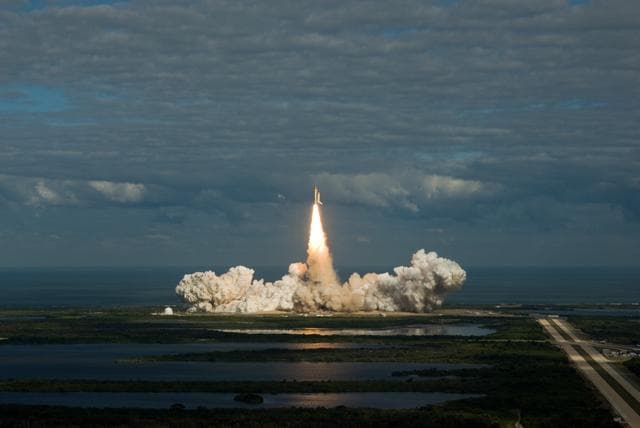 NASA image: KSC-2009-6341