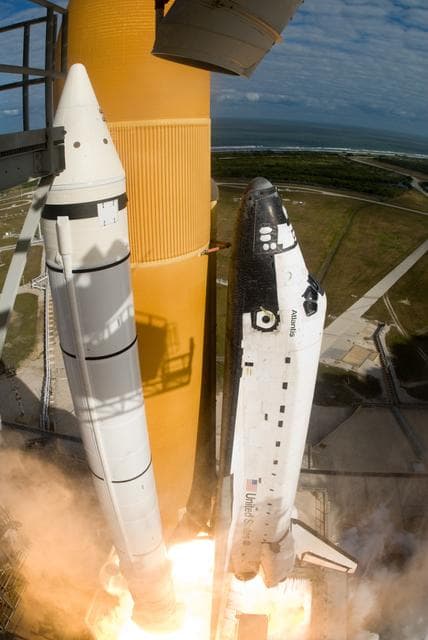 NASA image: KSC-2009-6400
