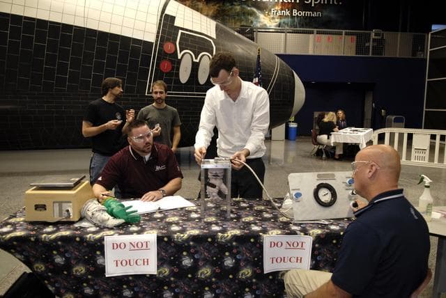 NASA image: KSC-2009-6458