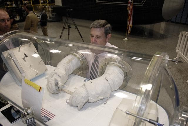 NASA image: KSC-2009-6498