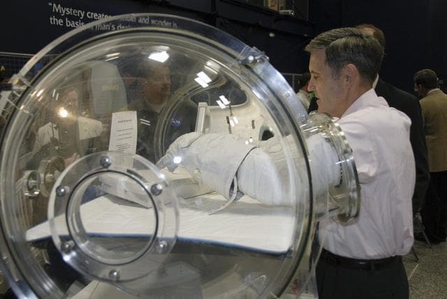 NASA image: KSC-2009-6499