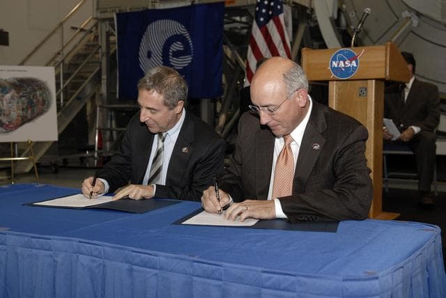 NASA image: KSC-2009-6511