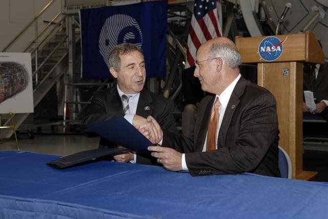 NASA image: KSC-2009-6512