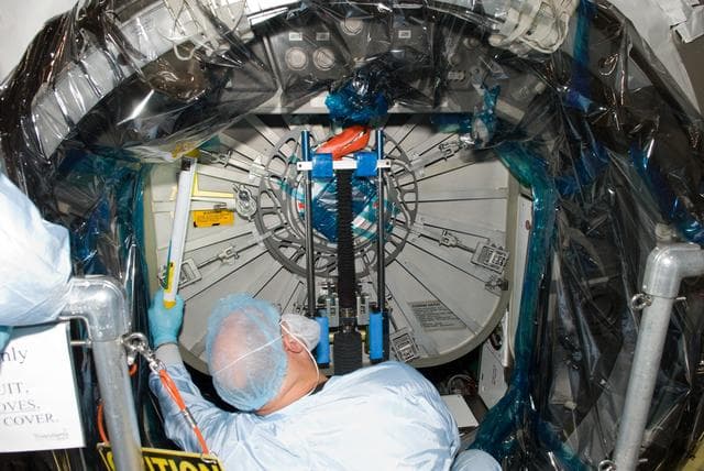 NASA image: KSC-2009-6808