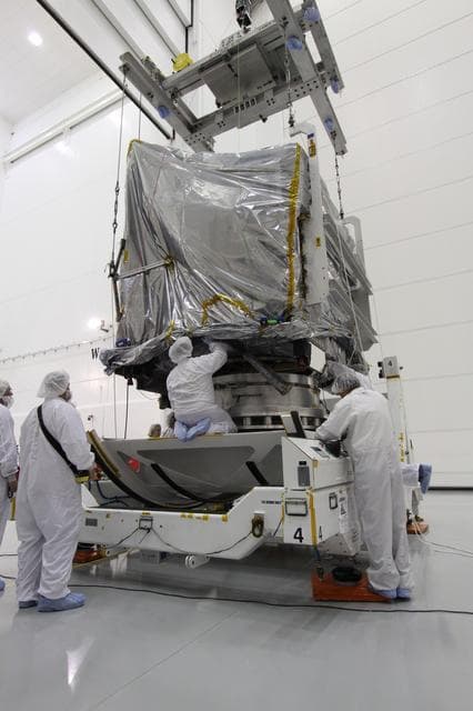 NASA image: KSC-2009-6890