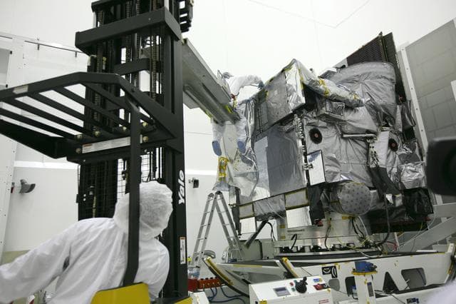 NASA image: KSC-2010-1165