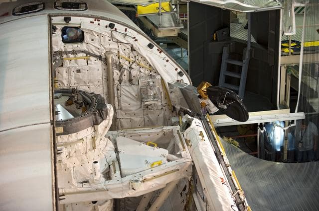 NASA image: KSC-2010-4427