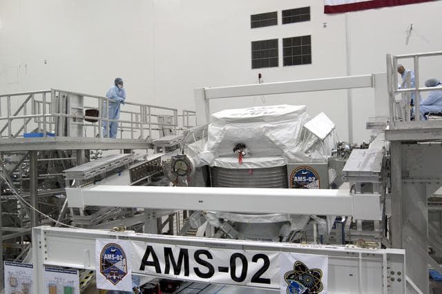 NASA image: KSC-2010-5392