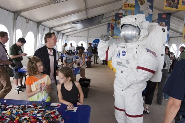 NASA image: KSC-2010-5443