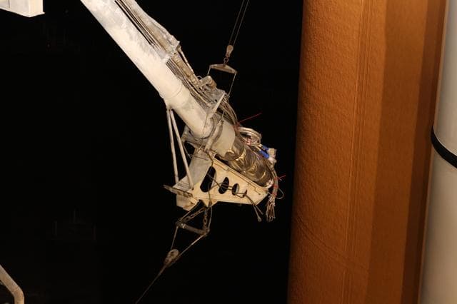 NASA image: KSC-2010-5691