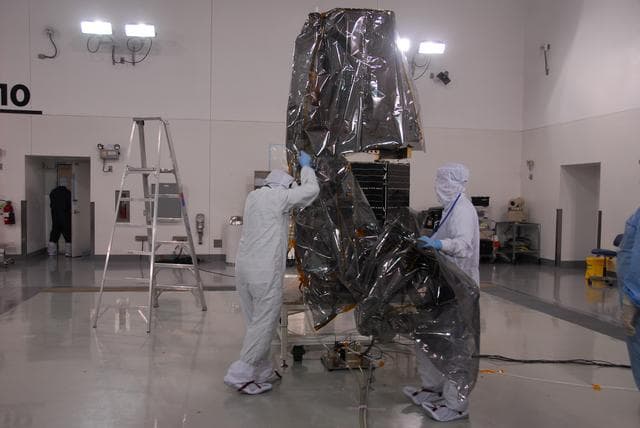 NASA image: KSC-2011-1087