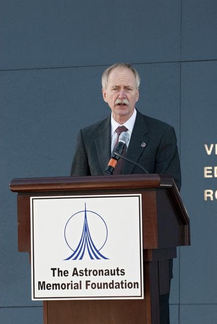NASA image: KSC-2011-1227