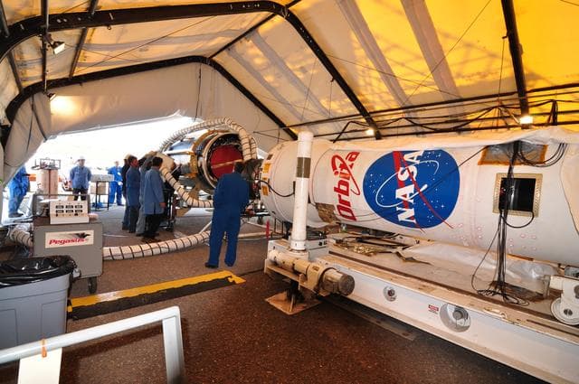 NASA image: KSC-2011-1379