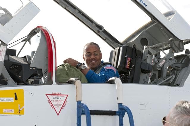 NASA image: KSC-2011-1500