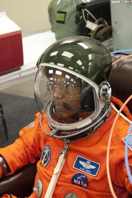KSC-2011-1603