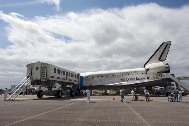 NASA image: KSC-2011-2112