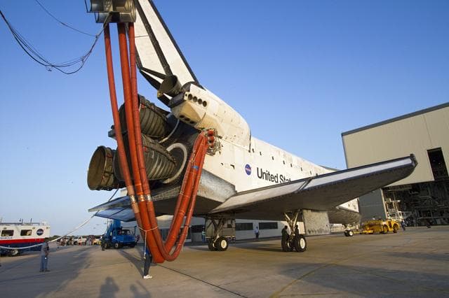 NASA image: KSC-2011-2165