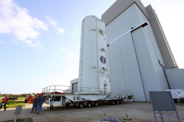 NASA image: KSC-2011-2377