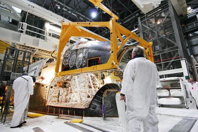 NASA image: KSC-2011-2423