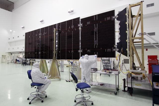 NASA image: KSC-2011-2438