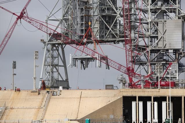 NASA image: KSC-2011-2496