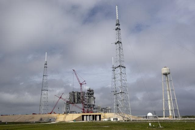 NASA image: KSC-2011-2497
