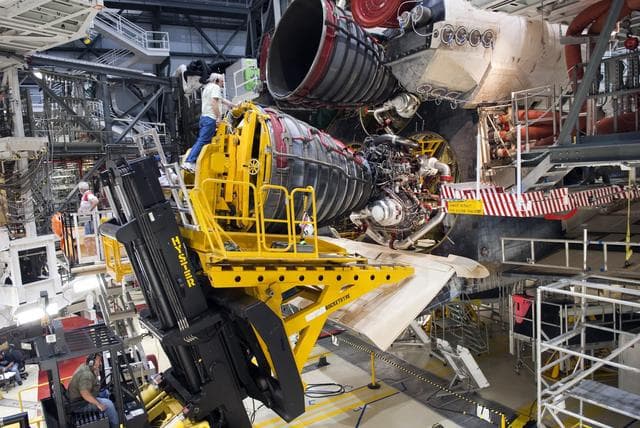 NASA image: KSC-2011-2600