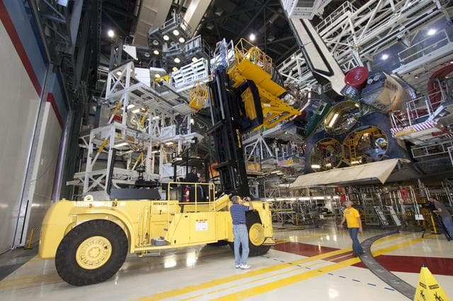 NASA image: KSC-2011-2672