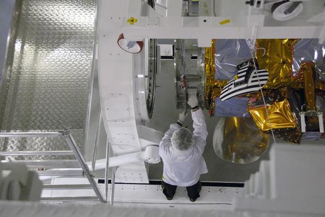 NASA image: KSC-2011-2760