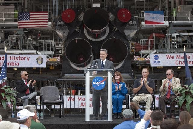 NASA image: KSC-2011-2877