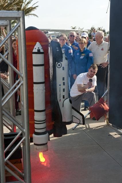 NASA image: KSC-2011-2901