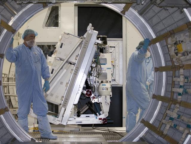 NASA image: KSC-2011-2907
