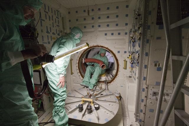 NASA image: KSC-2011-2918