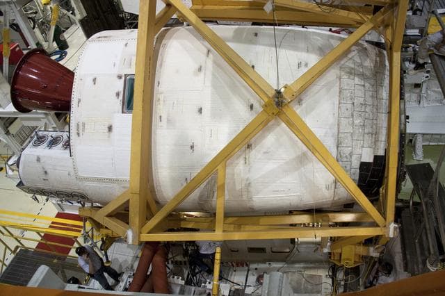NASA image: KSC-2011-2990