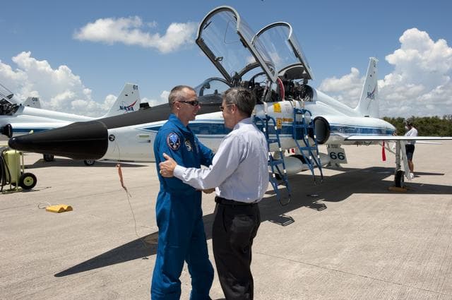 KSC-2011-3068
