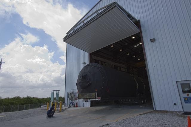 NASA image: KSC-2011-3181