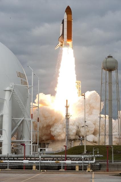 NASA image: KSC-2011-3743