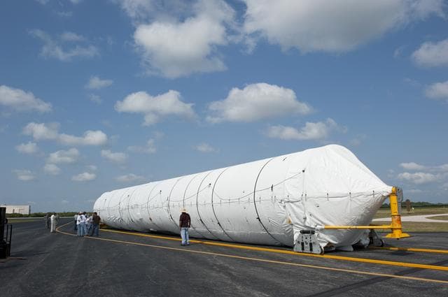 NASA image: KSC-2011-3977