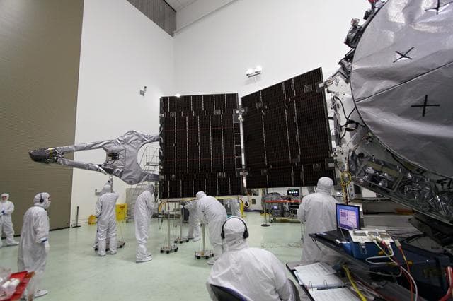 NASA image: KSC-2011-3988