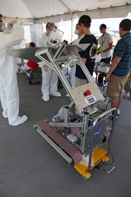 NASA image: KSC-2011-4000