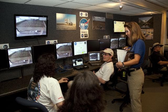 NASA image: KSC-2011-4148