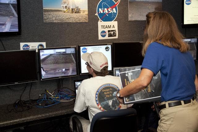 NASA image: KSC-2011-4150