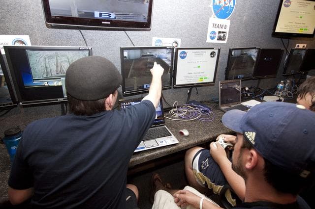 NASA image: KSC-2011-4162