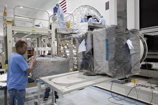 NASA image: KSC-2011-4292