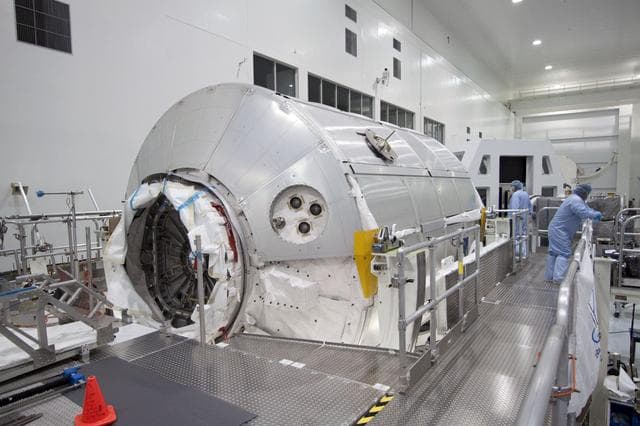 NASA image: KSC-2011-4295