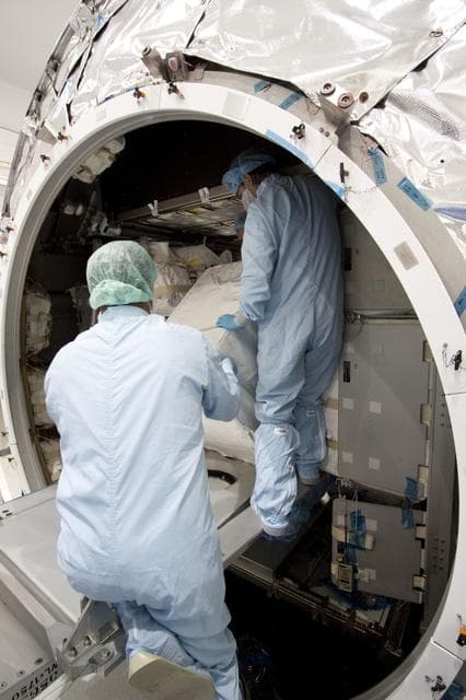 NASA image: KSC-2011-4298