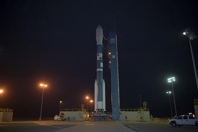 NASA image: KSC-2011-4357